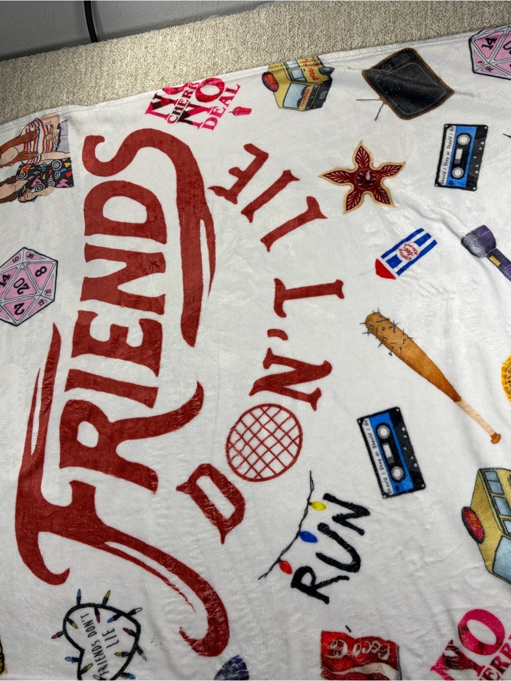 Netflix Stranger Things "Friends Don't Lie" fleece throw blanket